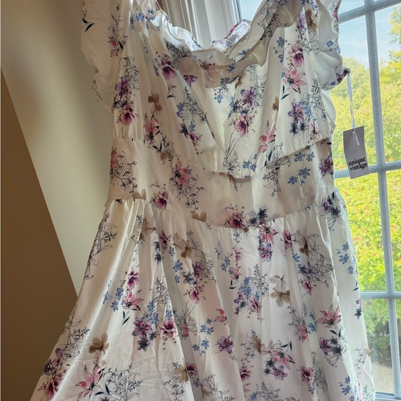 Unique Vintage Dresses & Skirts - Unique Vintage Floral Patterned Dress